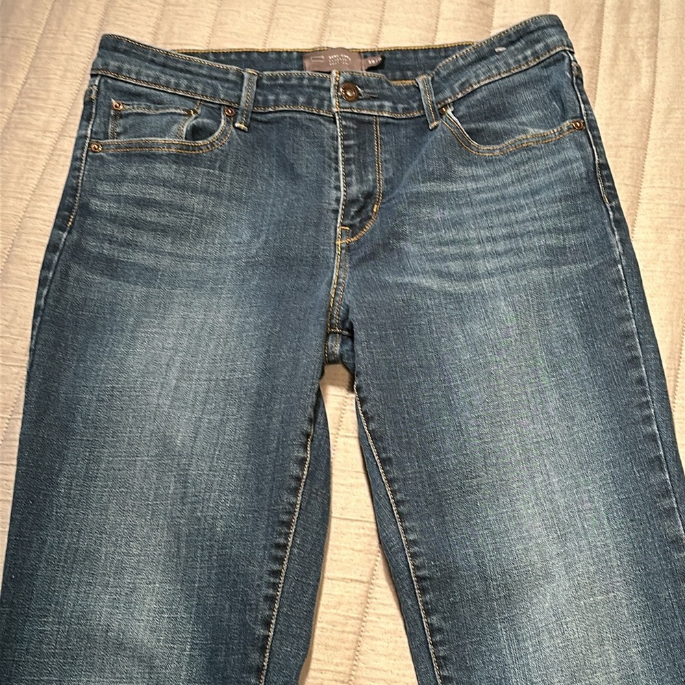 Levi Demi curve classic bootcut, size 12 or 31 - Picture 2 of 16